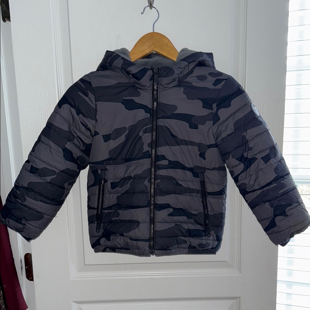 Abercrombie Kids Camo Puffer Jacket - Black and Gray